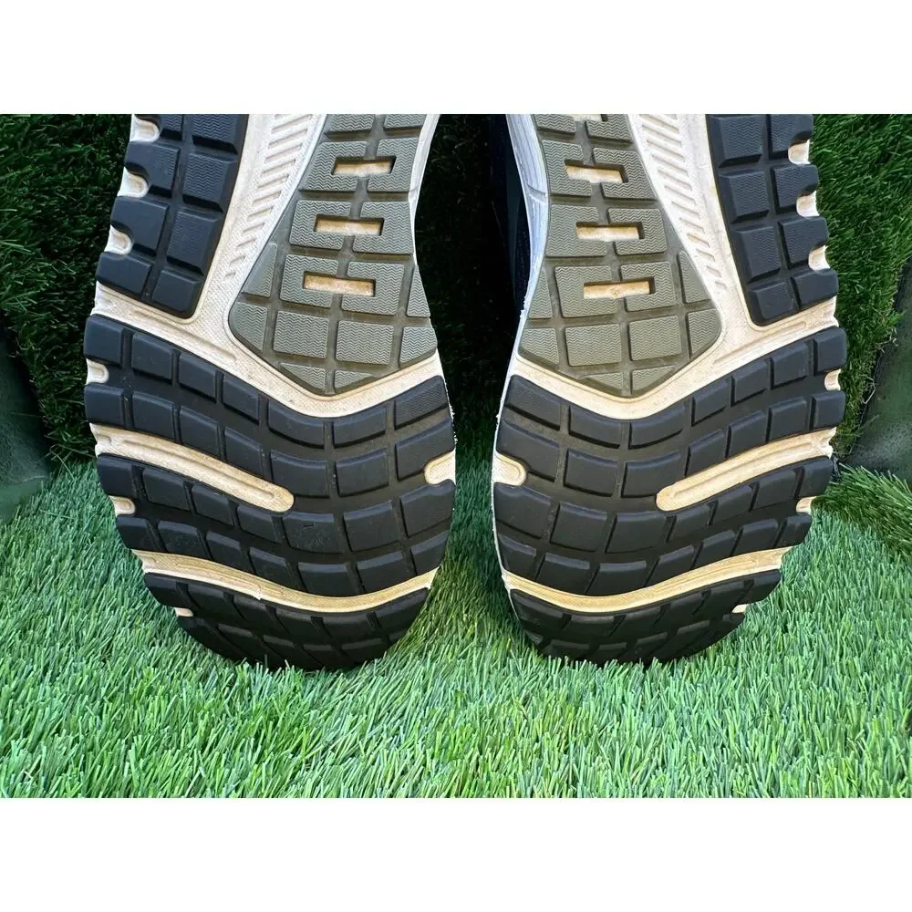 Brooks Beast 20 1103271D051 Athletic Sneaker Men's 13D Black Mesh Sports Jogging